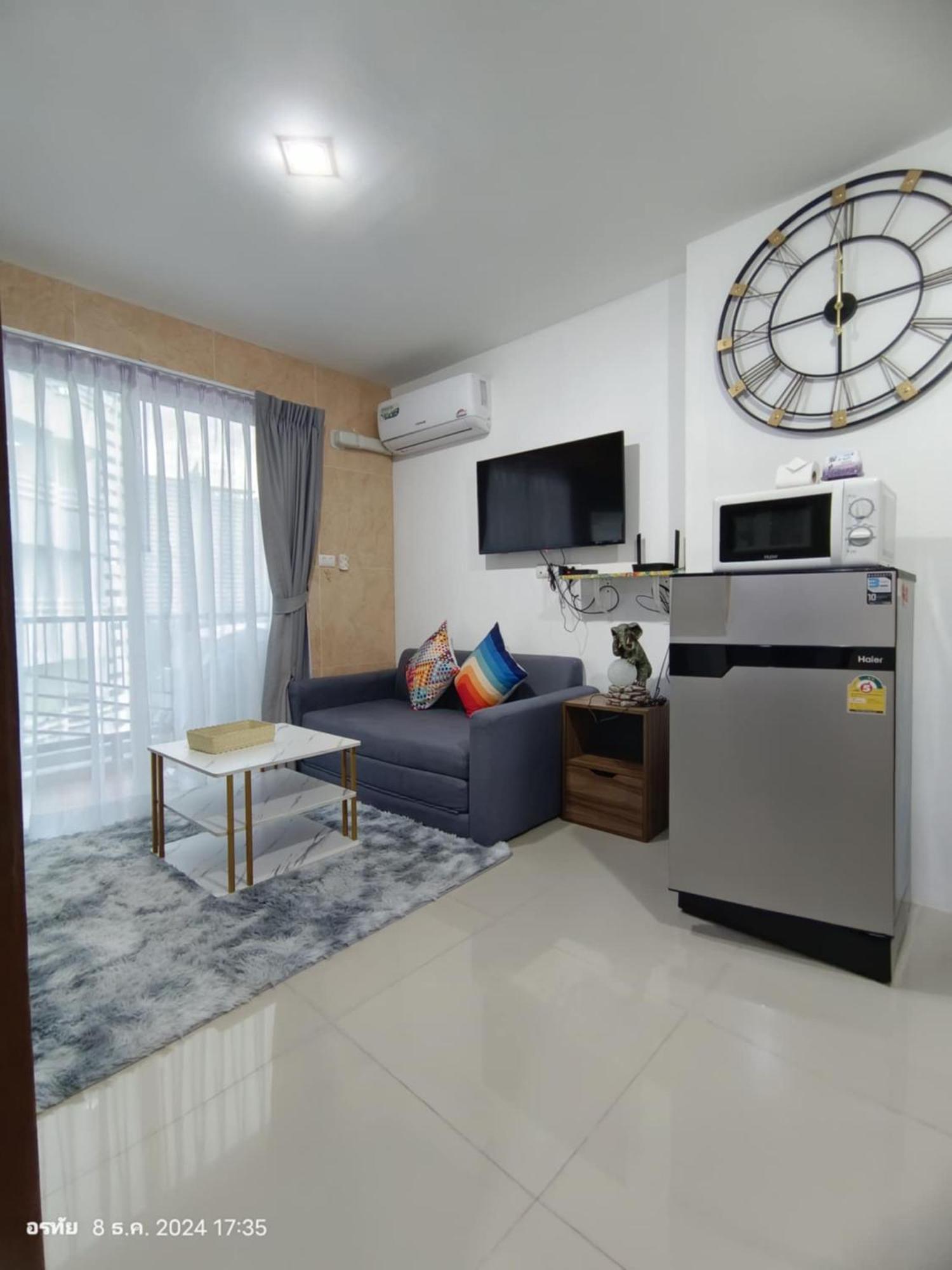 Trio Gems Condo, Pattaya Thailand Haat Jomtien Eksteriør bilde